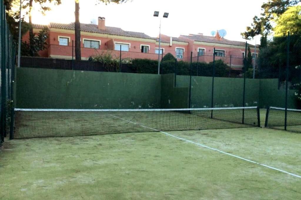 Oleholidays H. San Manuel 600 Mts. A La Playa Marbella Bagian luar foto