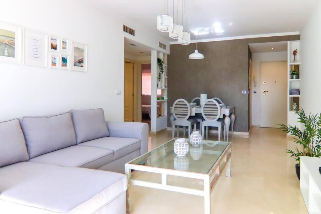 Oleholidays H. San Manuel 600 Mts. A La Playa Marbella Bagian luar foto