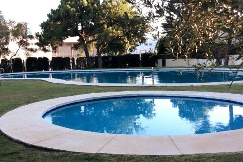 Oleholidays H. San Manuel 600 Mts. A La Playa Marbella Bagian luar foto