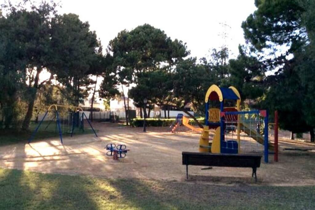 Oleholidays H. San Manuel 600 Mts. A La Playa Marbella Bagian luar foto